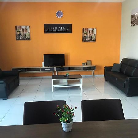 Ipoh Water Front City Homestay Bagian luar foto