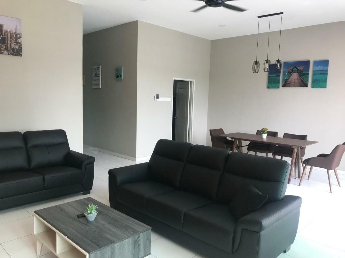 Ipoh Water Front City Homestay Bagian luar foto