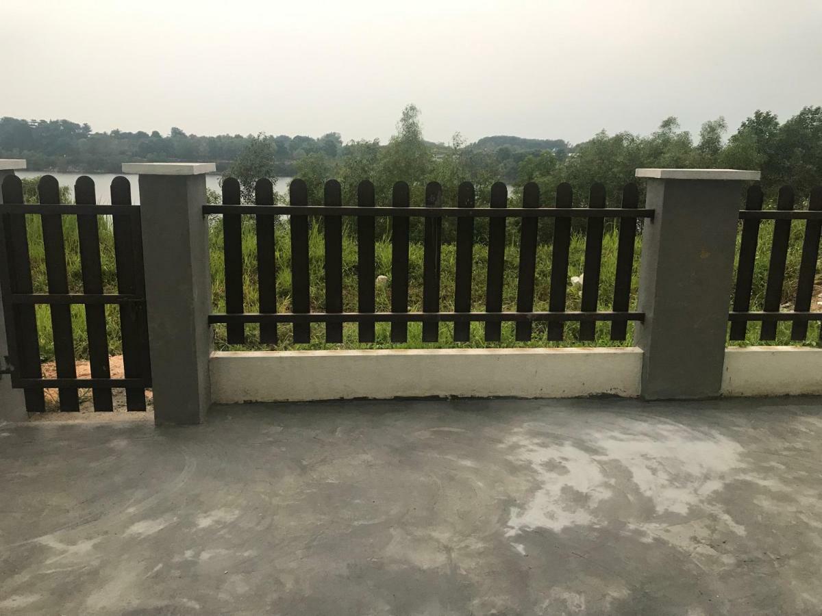 Ipoh Water Front City Homestay Bagian luar foto