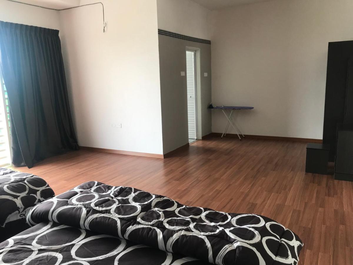 Ipoh Water Front City Homestay Bagian luar foto